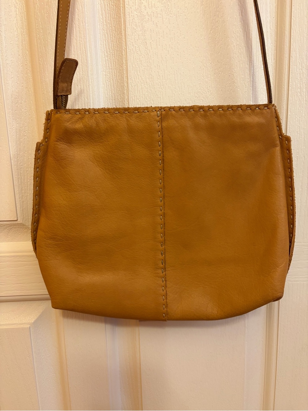Ann Mashburn Classic Leather Crossbody Bag in Tan, Made in Italy